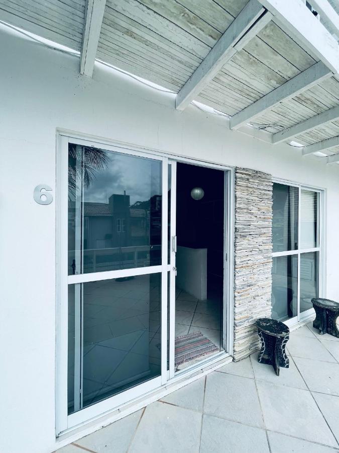 Residencial Morro Do Macaco Apartment Бомбиняс Екстериор снимка
